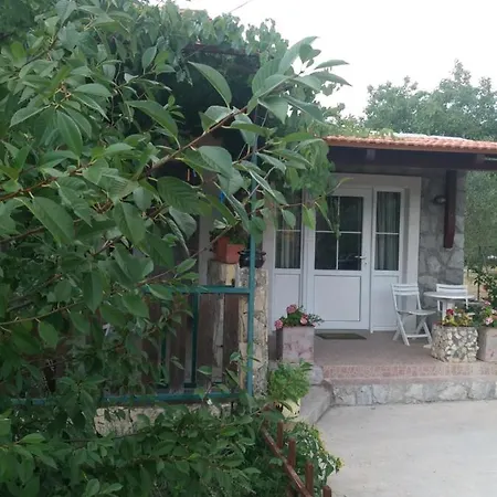 Banin Guest house