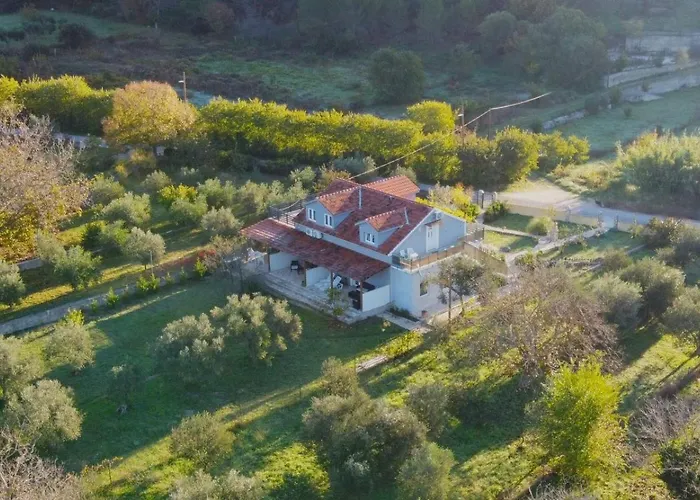 Pensión Banin Skradin